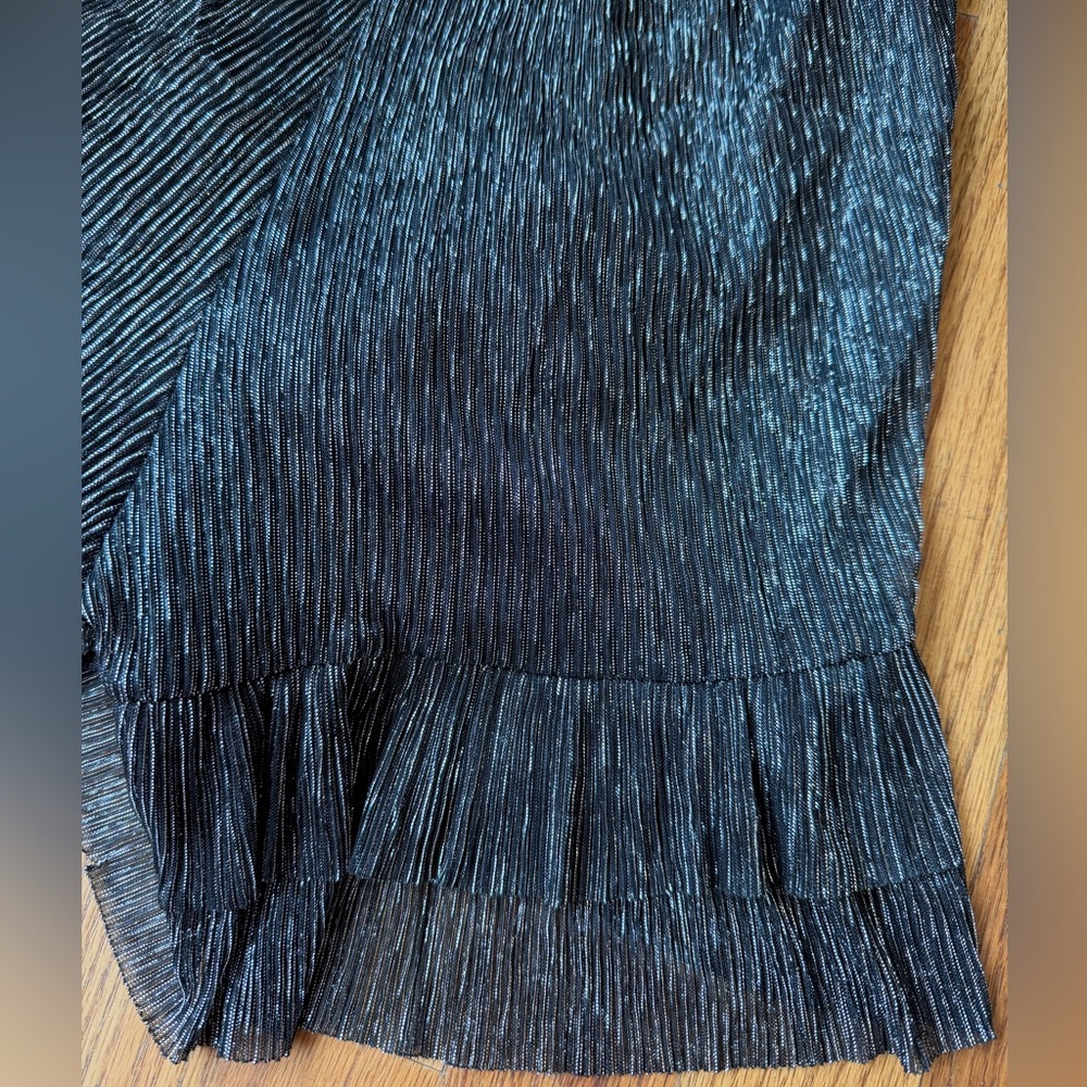 Metallic Romper - Picture 7 of 16